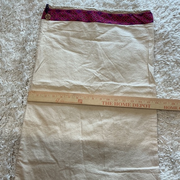Large Tory Burch dust bag - Picture 6 of 6